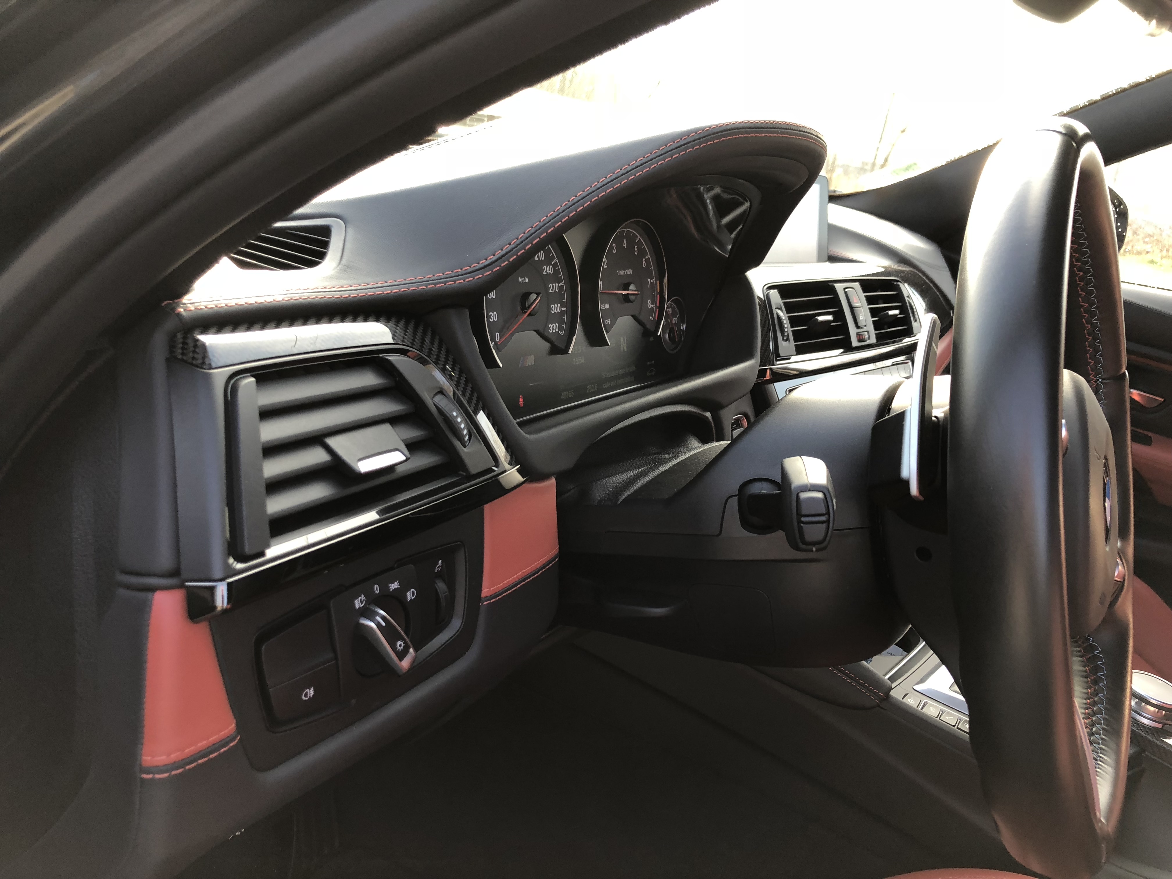 04 lateral interieur