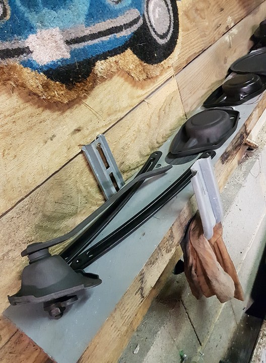 28383647_1588337007929436_928507596_n