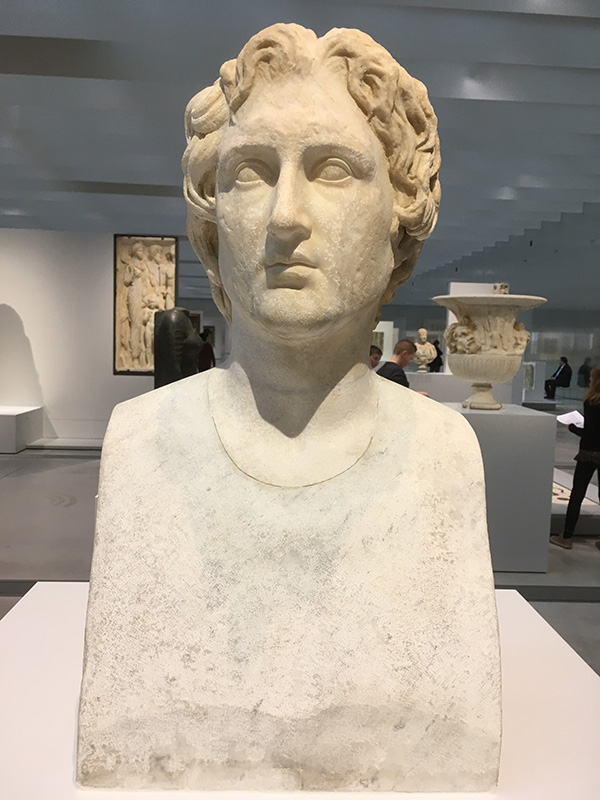 Musées, expositions, collections... - Page 4 18022706163221979015583566