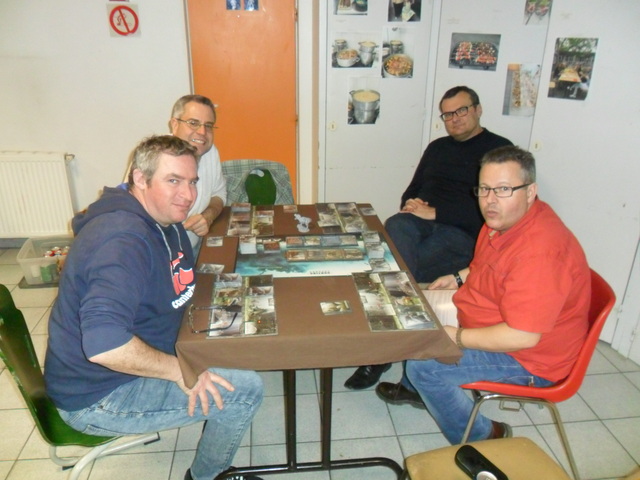 WE jeux 2/3/4 mars - Page 2 18030503340114150315596572