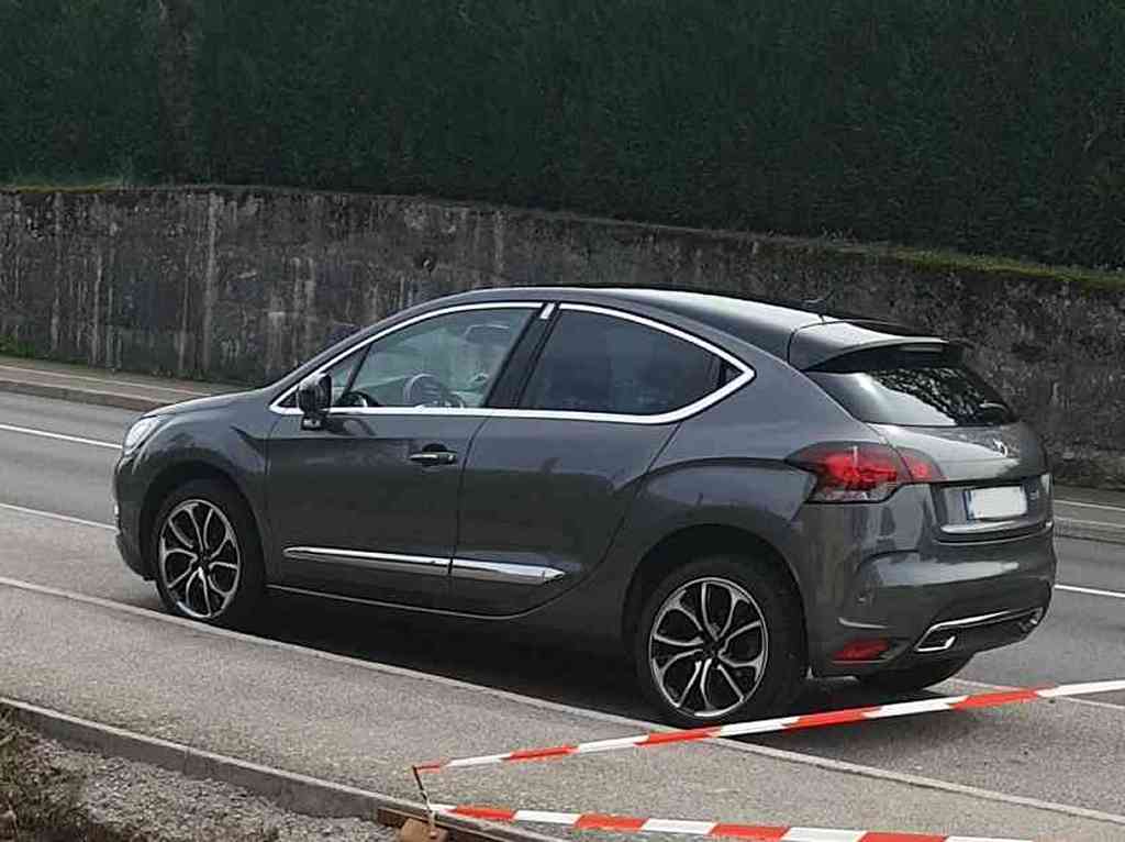 nouvelle DS4 Sport Chic HDi 150 18050810205417777015704815