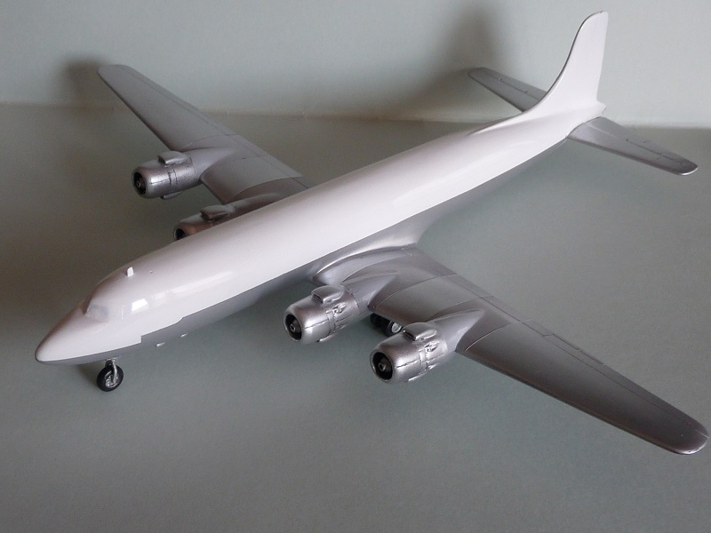 DC-6B Minicraft 1/144 - Page 2 1807310504535669815829768