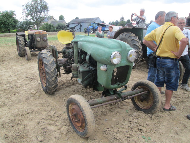 41 MOREE :Concours de labour a l'ancienne amical  le 15/08/2017 18080708371621374015839600