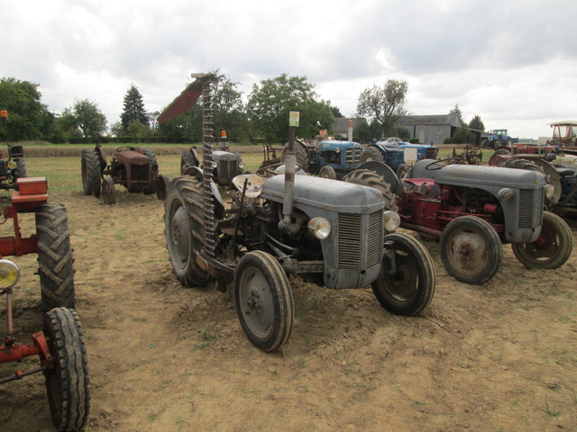 41 MOREE :Concours de labour a l'ancienne amical  le 15/08/2017 18080708514521374015839678