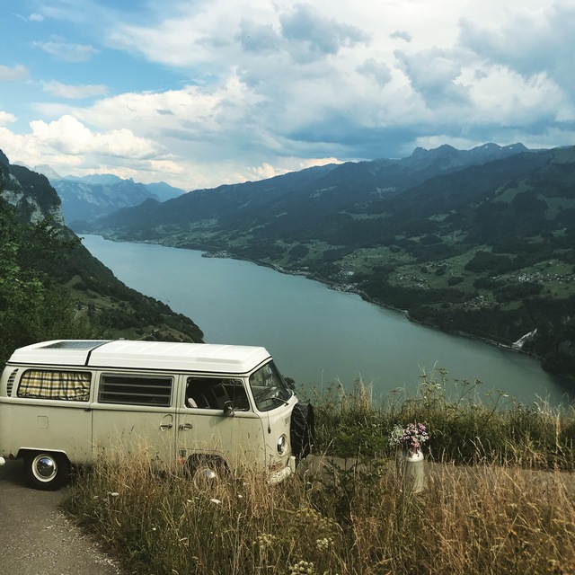 4B11BAAD-2B65-4FB1-88D7-F559D2EBD68C.