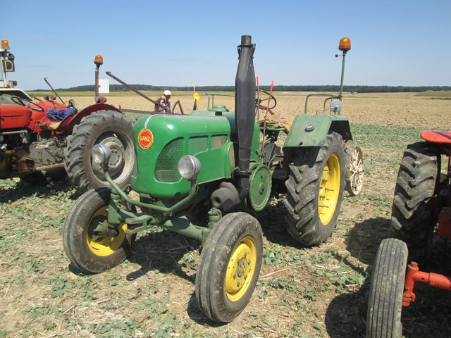 41 MOREE :Concours de labour a l'ancienne amical  le 15/08/2017 18082004541021374015855454