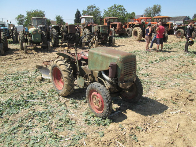 41 MOREE :Concours de labour a l'ancienne amical  le 15/08/2017 18082004553421374015855459