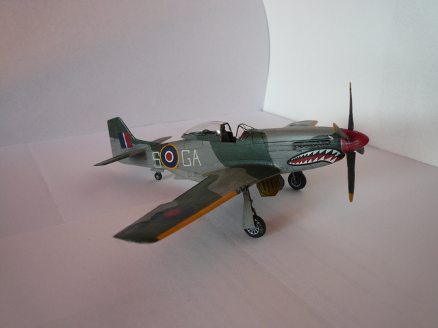 P51 Mustang Airfix  18091104503724324715887856