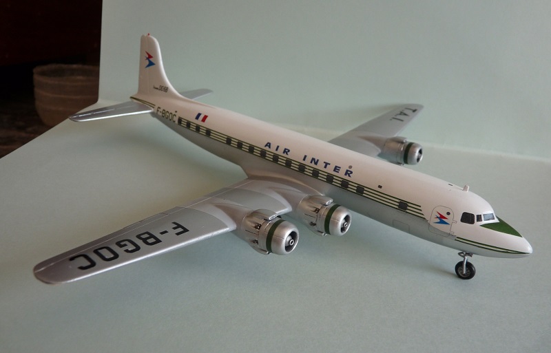 DC-6B Minicraft 1/144 - Page 2 1809251233425669815910187