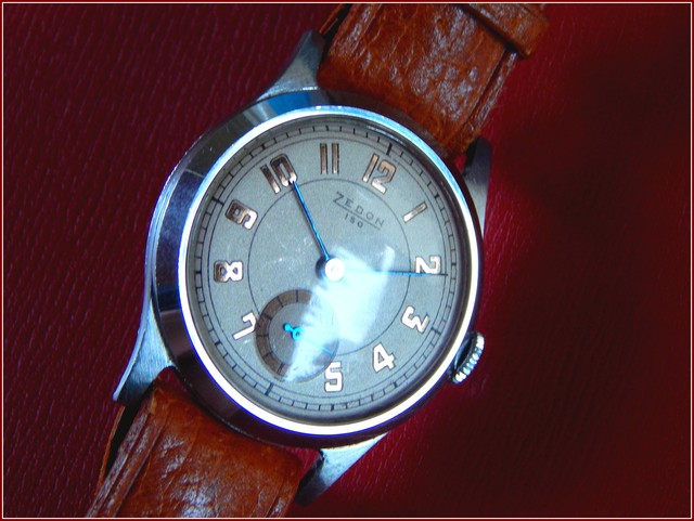 Montre ZEDON 150 18100406272110805315924704