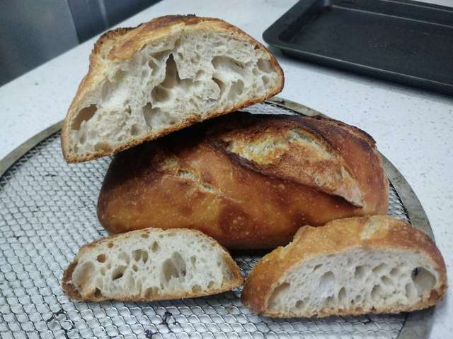 20181005-no-knead_bread-baked(2)