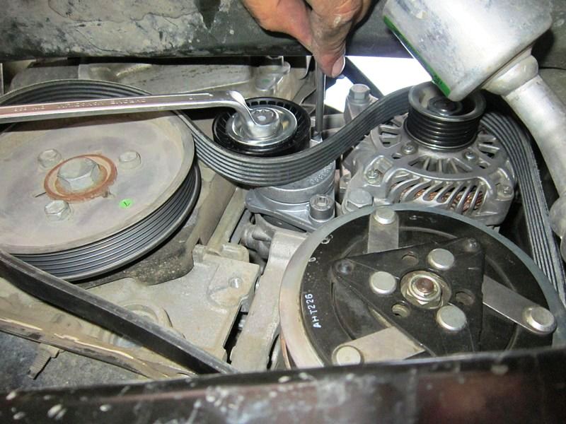 Changement de distribution Peugeot 207 ess 1.4 (8v) 75cv Peugeot