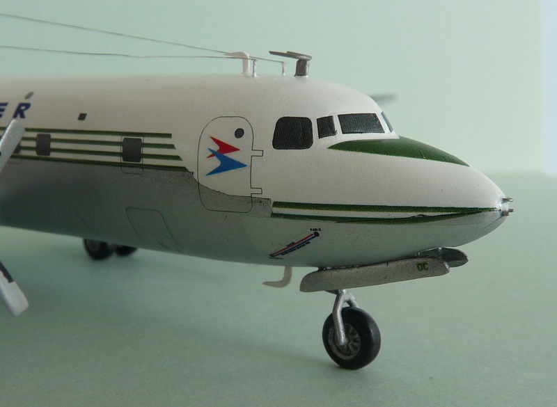 DC-6B Minicraft 1/144 1810210527045669815955243
