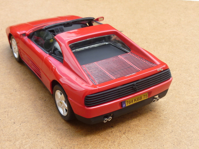 Ferrari 348 ts 1/Fujimi,2/Hasegawa,3/détails Italeri 348 GTB 18112401573913504516009874