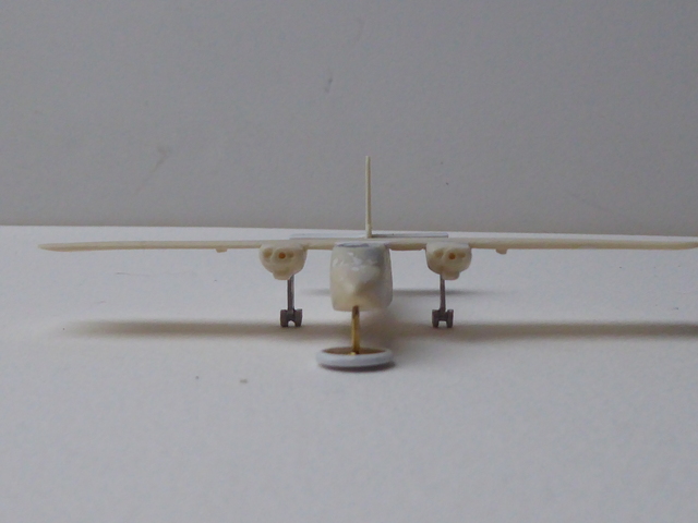 Britten Norman Islander 1811250433399175516011745