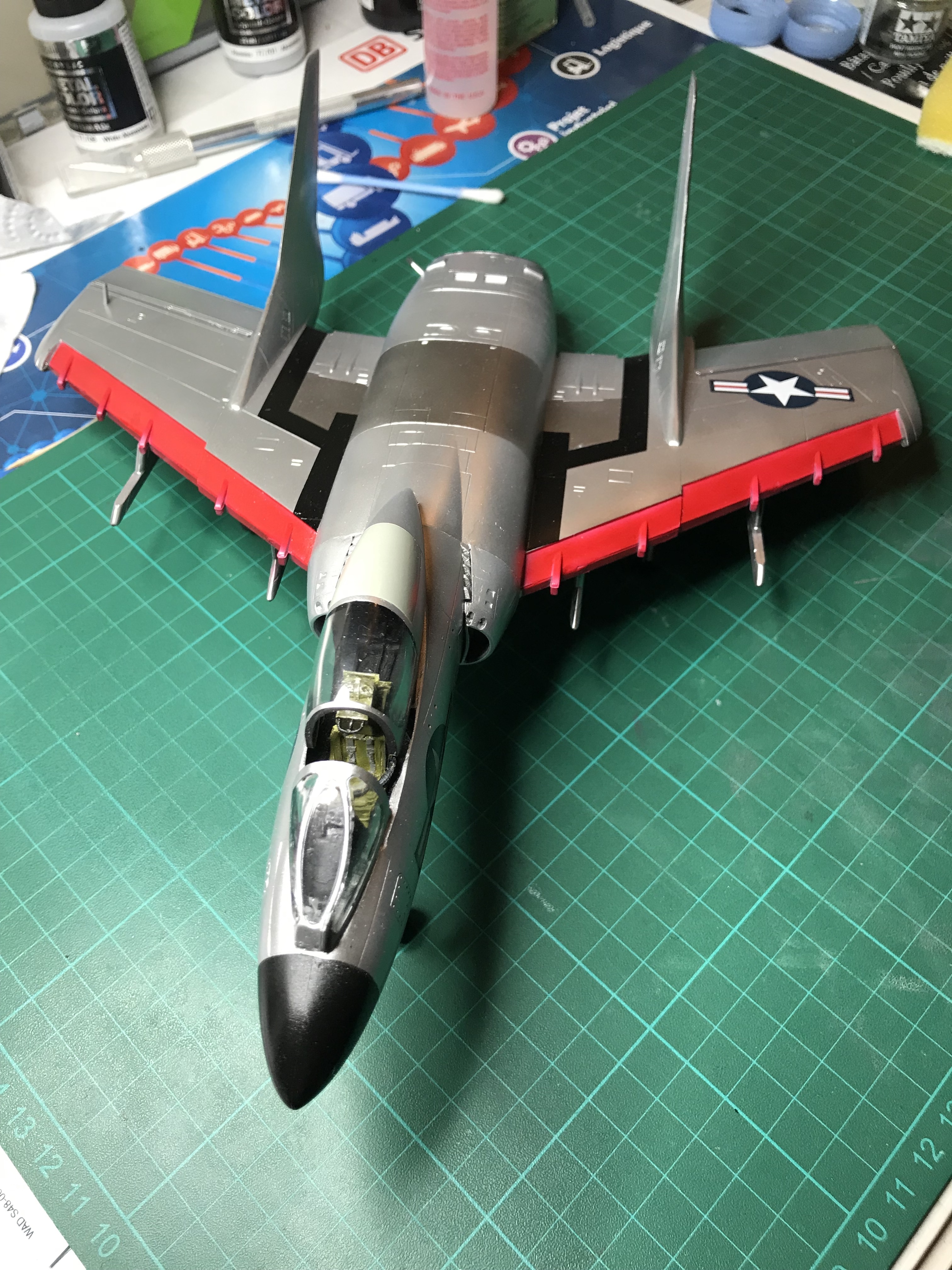 [Hobbycraft] 1/48 - Vought F7U-3 Cutlass  18120708211119107016028281