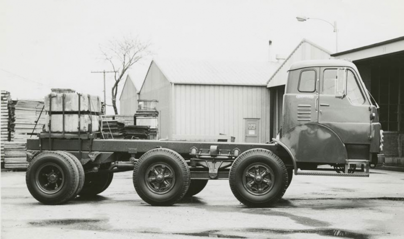 3-1950s-Experimental-Hendrickson-Truck