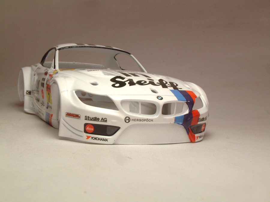 BMW Z4 GT3 - 1/24e [Fujimi] - Page 2 1812180302094769016041158