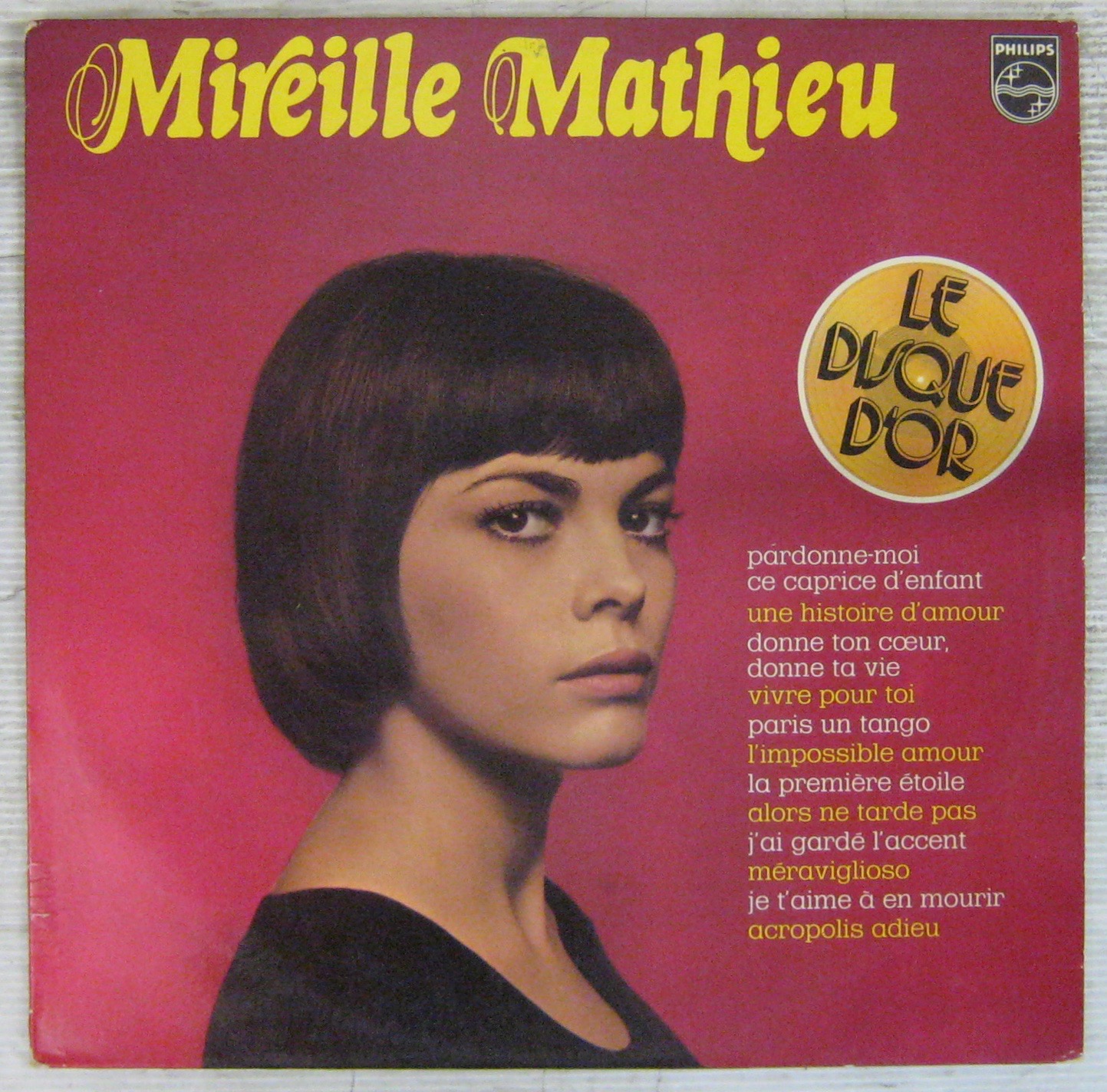 Pardonne moi ce caprice d enfant. Mireille Mathieu LP Vinyl. Мирей Матье обложки. Мирей Матье обложки пластинок. Мирей Матье в 1968-м.