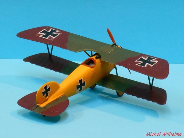 MESSERSCHMITT 109 F. FROG et ALBATROS D5 AIRFIX 1812210815335625616044555