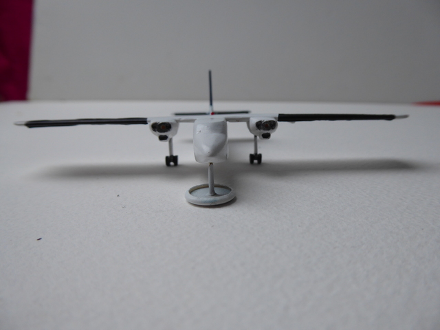 Britten Norman Islander 1812220832409175516045529