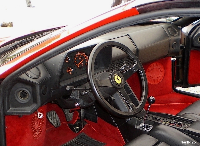 Ferrari_Testarossa_2