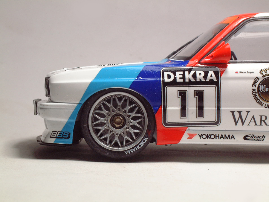 BMW M3 E30 DTM - 1/24e [Beemax] 1901220951474769016086830