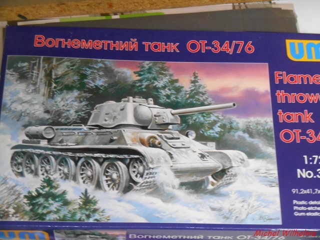 T34/76 Lance flamme . 1/72 maquette UM 1902050608125625616107915