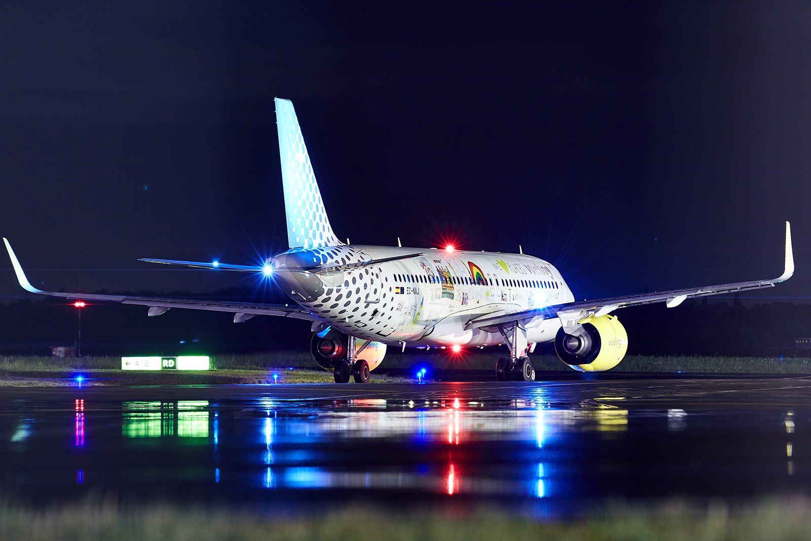 [25/04/2019] A320neo (EC-NAJ) Vueling "We love places" livery 1904261132285493216213143