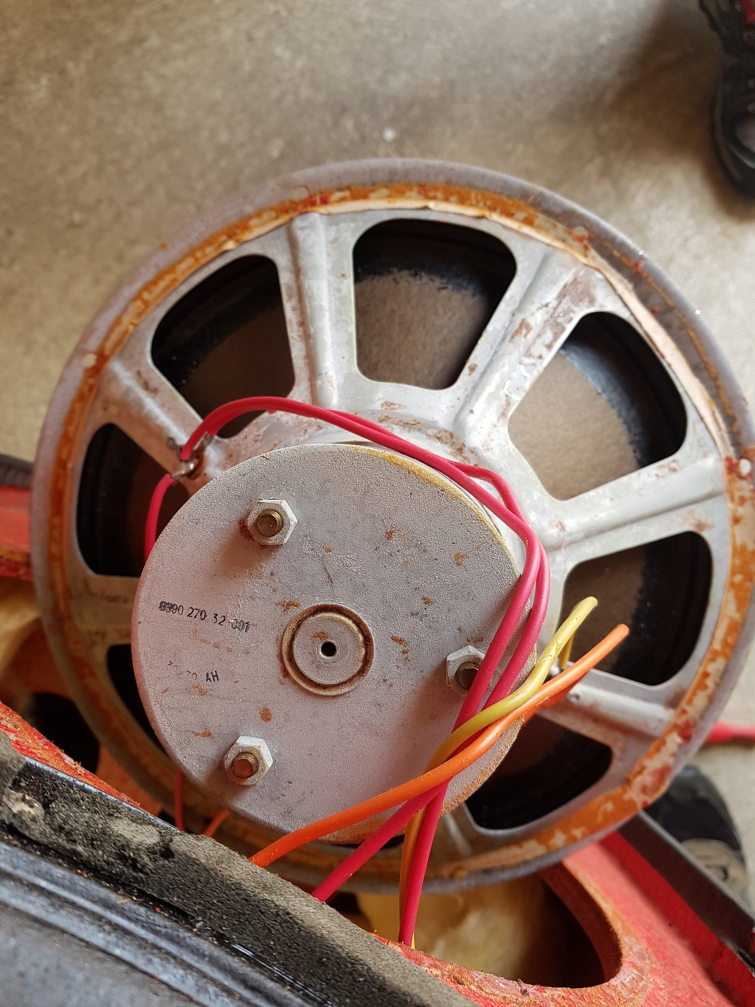 19050506560824794316225331.jpg