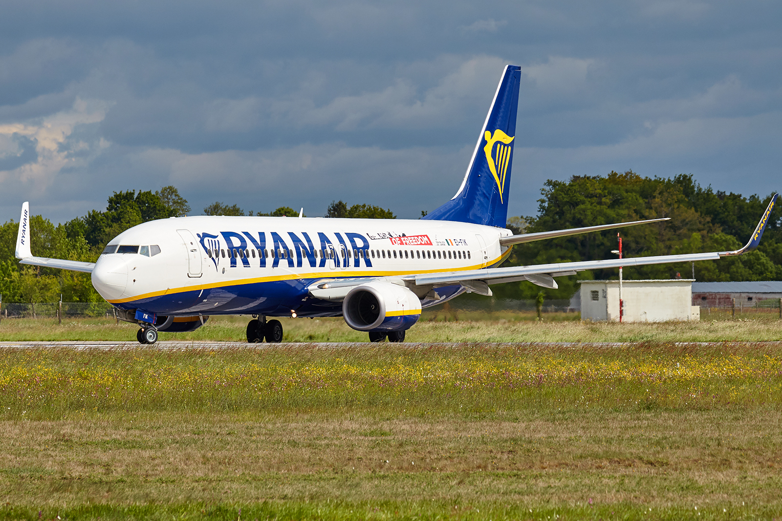 [04/05/2019] Boeing 737-800 (EI-FIK) Ryanair "Gdansk" c/s 1905060212025493216226134