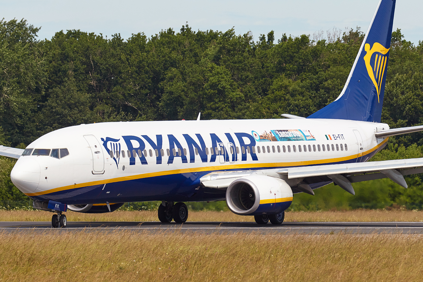 [02/06/2019] Boeing 737-800 (EI-FIT) Ryanair patch "Lanzarote"  1906030128215493216260795
