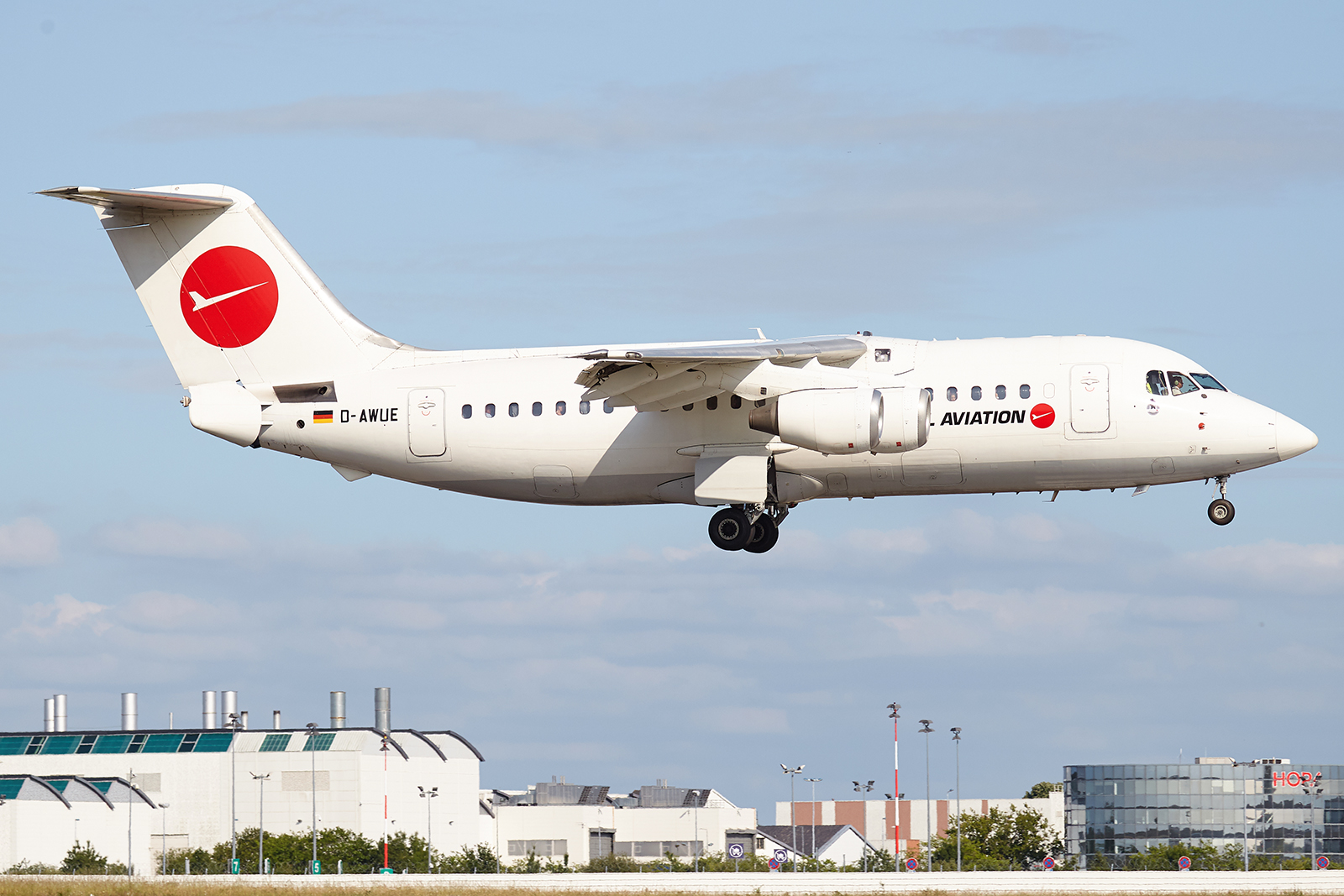  [02/06/2019] Bae145 (D-AWUE) WDL Aviation 1906040541235493216262183