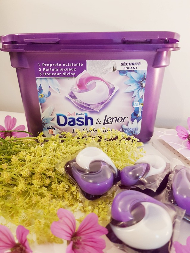 DASH Lenor pods lessive capsules tout en 1 envolée d'air 32 lavages 32  capsules