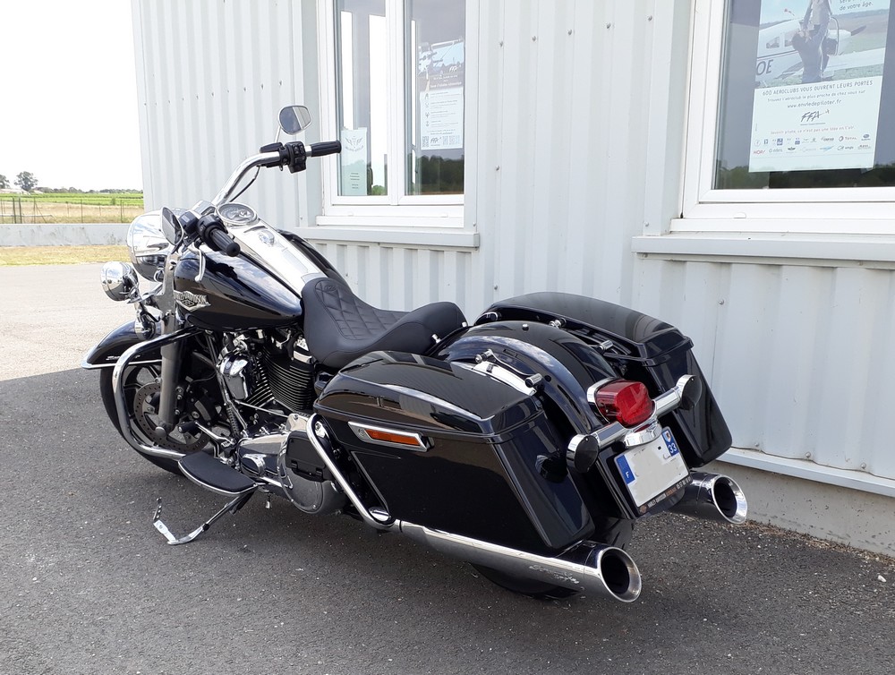Le Road King d'AdTell - Page 3 994882-20190720-145123