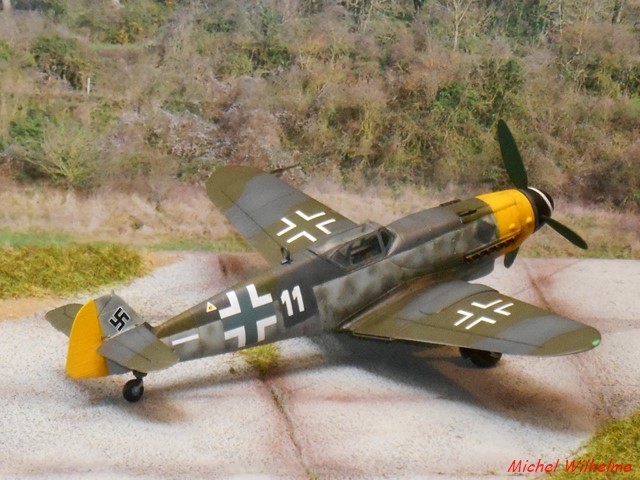 MESSERSCHMITT 109  G.10 AZ model 1/72 1908150612185625616359338