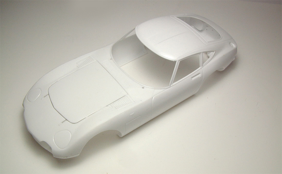 Toyota 2000GT 1967 - 500 km de Suzuka - 1/24e [Hasegawa] - Page 2 VHplIb-2000-GT-carrosserie1