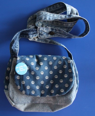 2016-2024 Sacs Adultes - 2019 09 21 PeaceAndLove (1)