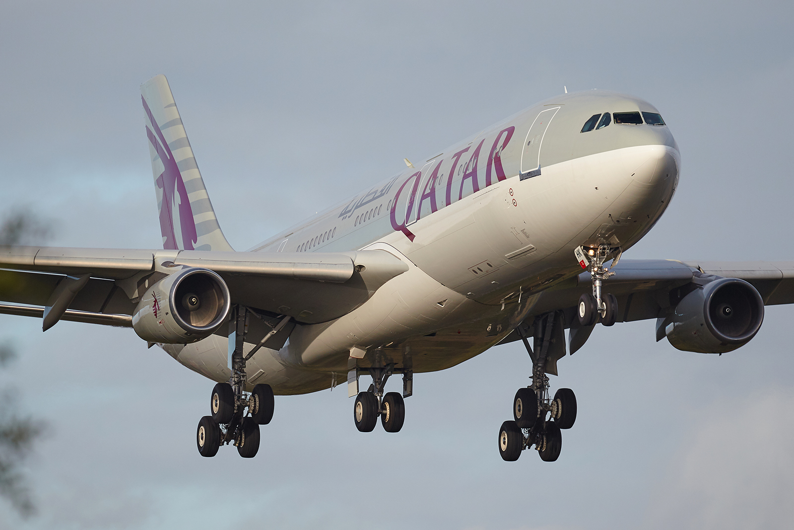 [29/09/2019] A340 (A7-HHK) Qatar Amiry Flight 0fGoIb-GRX-0314
