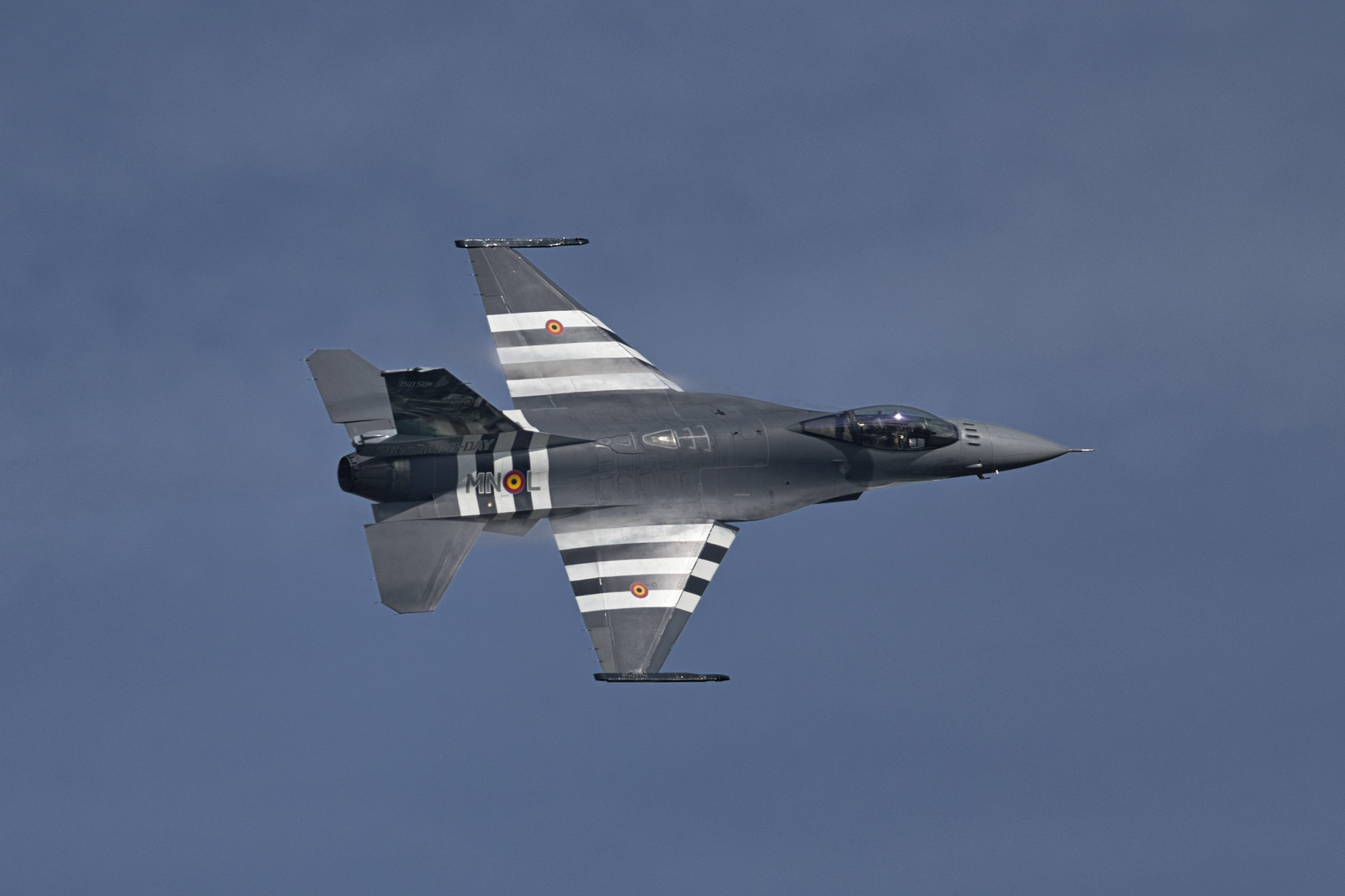 F-16A_D8C22782