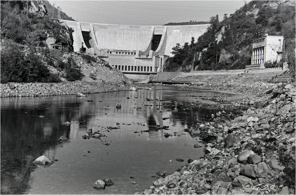  Vieilles photos de barrages hydrauliques ( ajouts ) Gc90Ib-DSC05768-copie