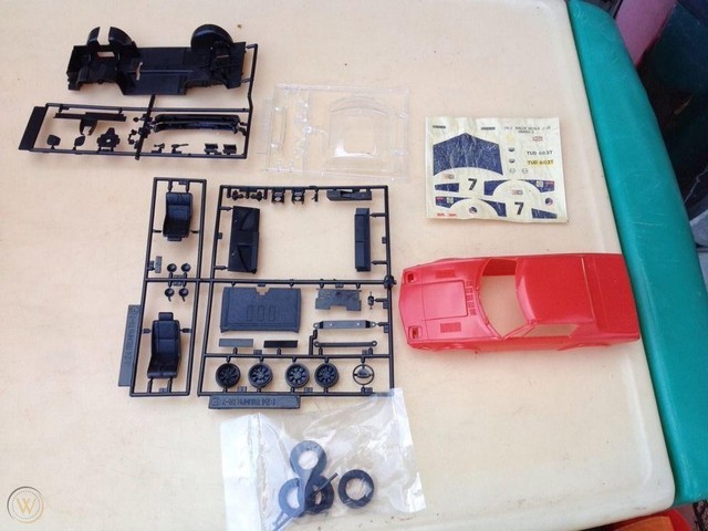 triumph TR7  Airfix 1/24 19120206425623576216537218