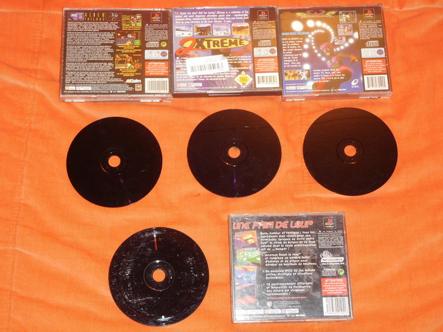 [Vds]- Tri de collec'.  Rajout Dreamcast, Mega CD, Saturn, PS1 - Page 9 20010305032316048516582305