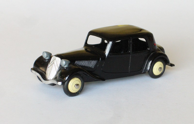 #2170 Citroen Traction dinky-Toys face web