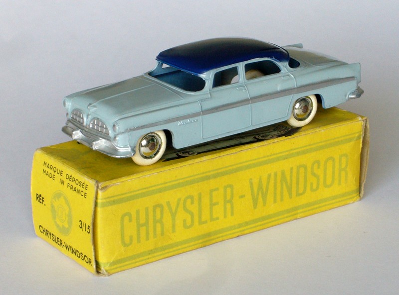 #2114 Chrysler Windsor CIJ face sur boite web