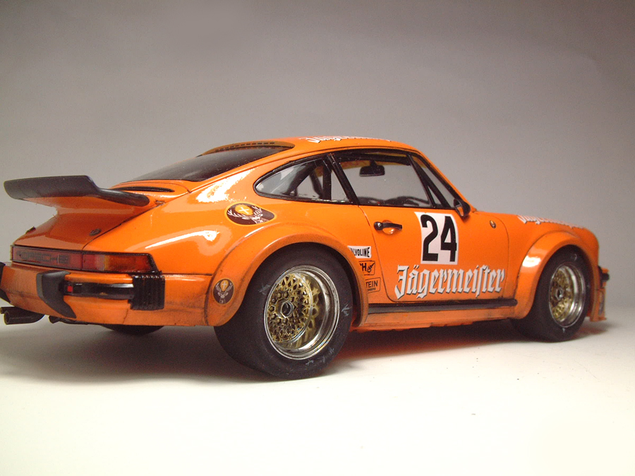 Porsche 934 RSR "Jägermeister" - 1/24e [Tamiya] 1XsgJb-934-fini4