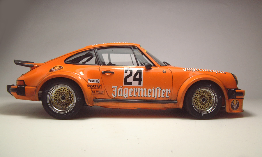 Porsche 934 RSR "Jägermeister" - 1/24e [Tamiya] KYsgJb-934-fini13