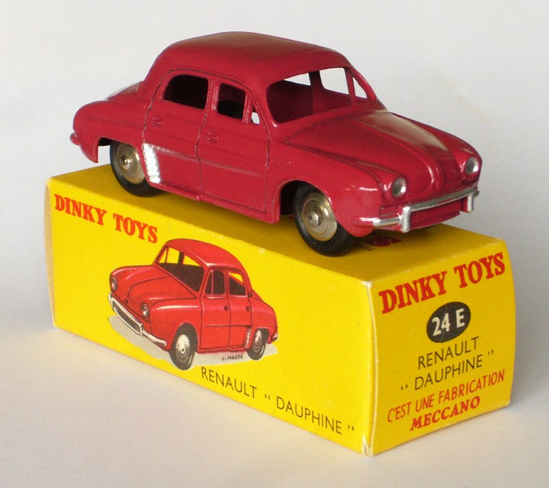 #2166 Renault Dauphine Dinky-Toys face sur boite web