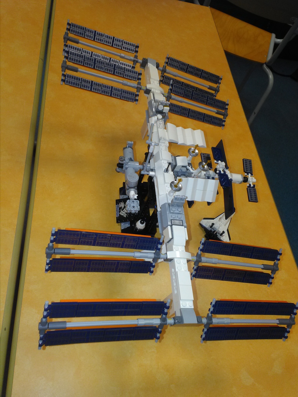 ISS en Lego TyIlJb-ISS-03
