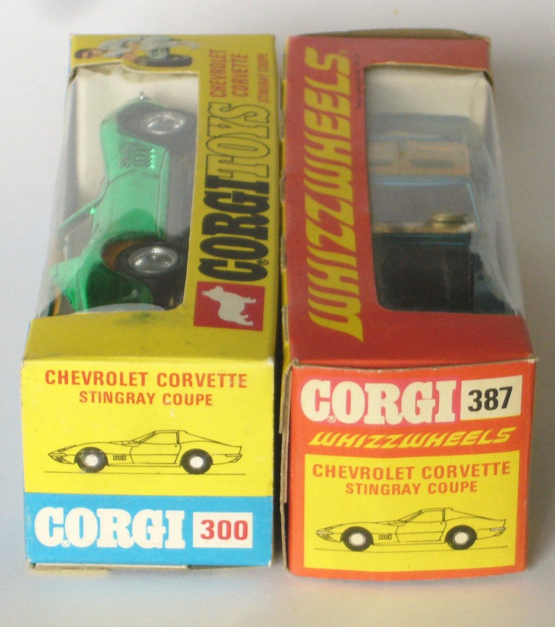 Chevrolet Corvette Corgi-Toys x 2 boite côté web
